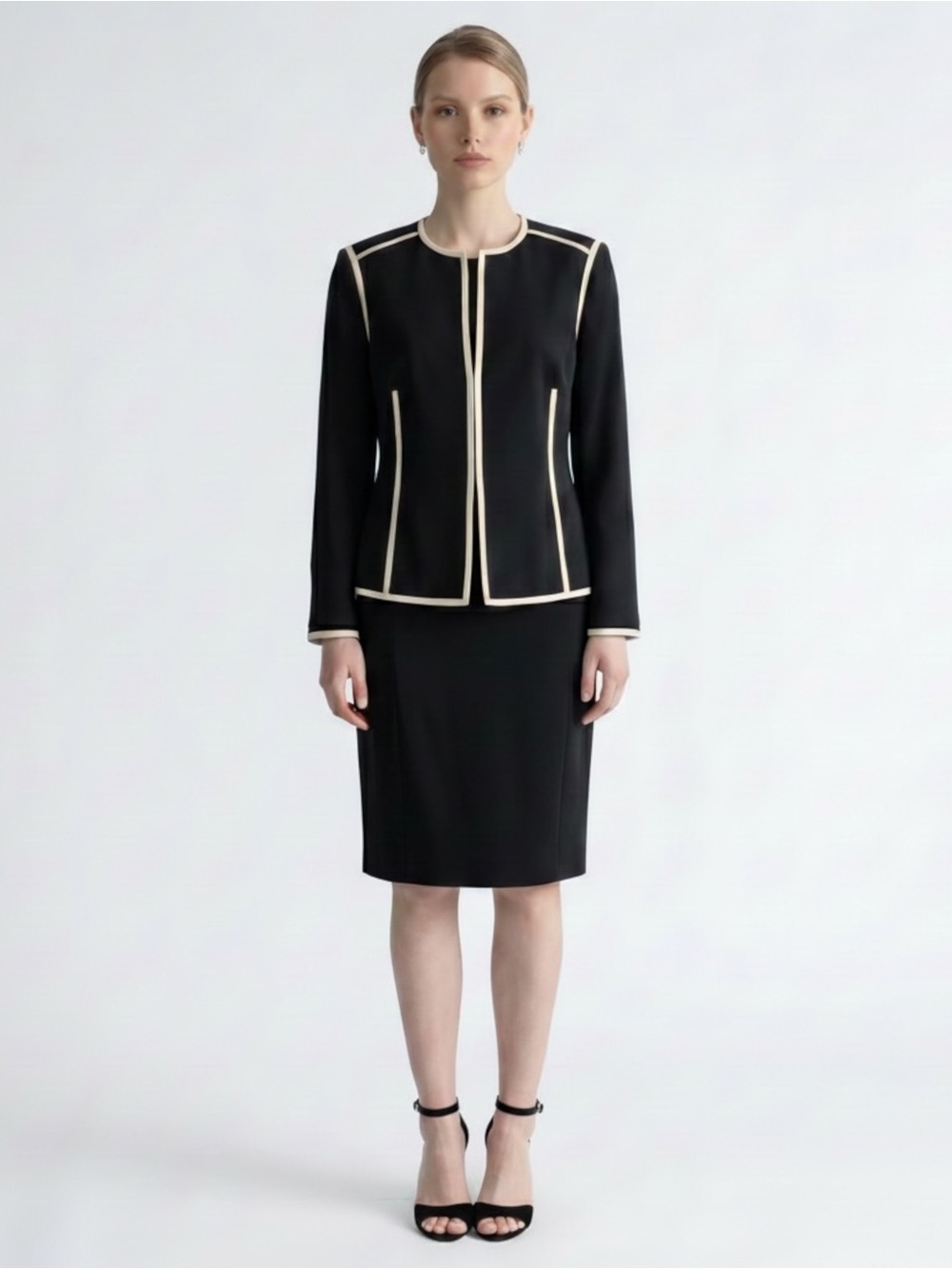 NWT Kasper Business Casual Women’s Size 18 Black Color White Piping Suit Jacket